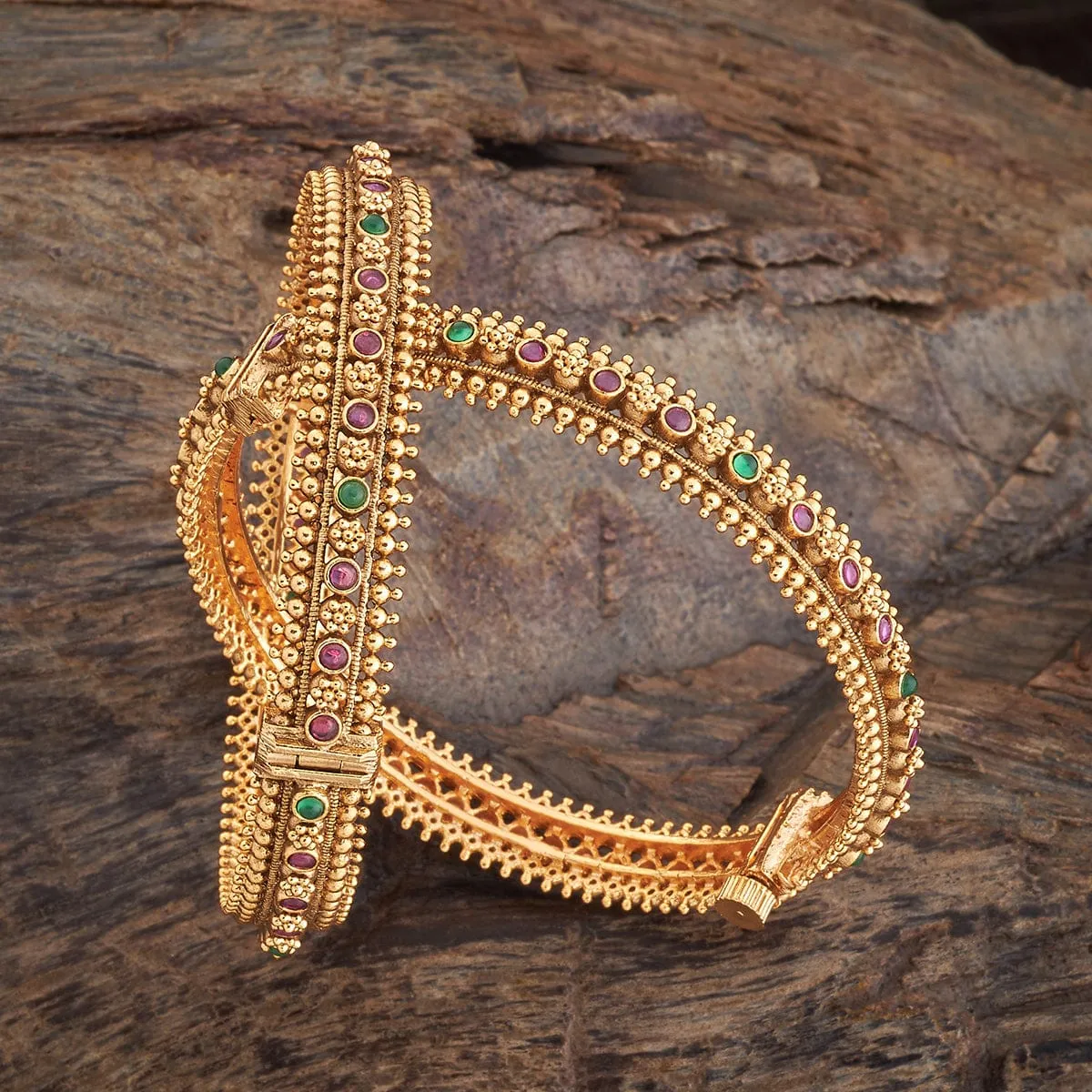 Antique Bangle 176364