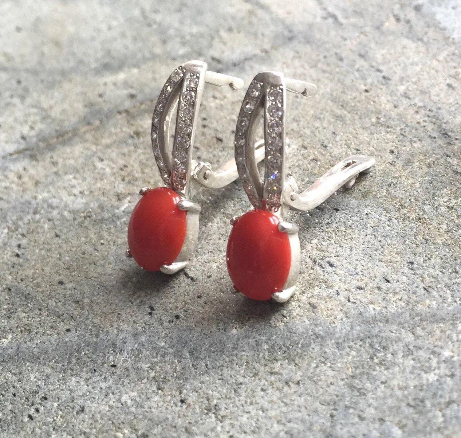 Coral Earrings - Red Oval Earrings - Vintage Drop Earrings