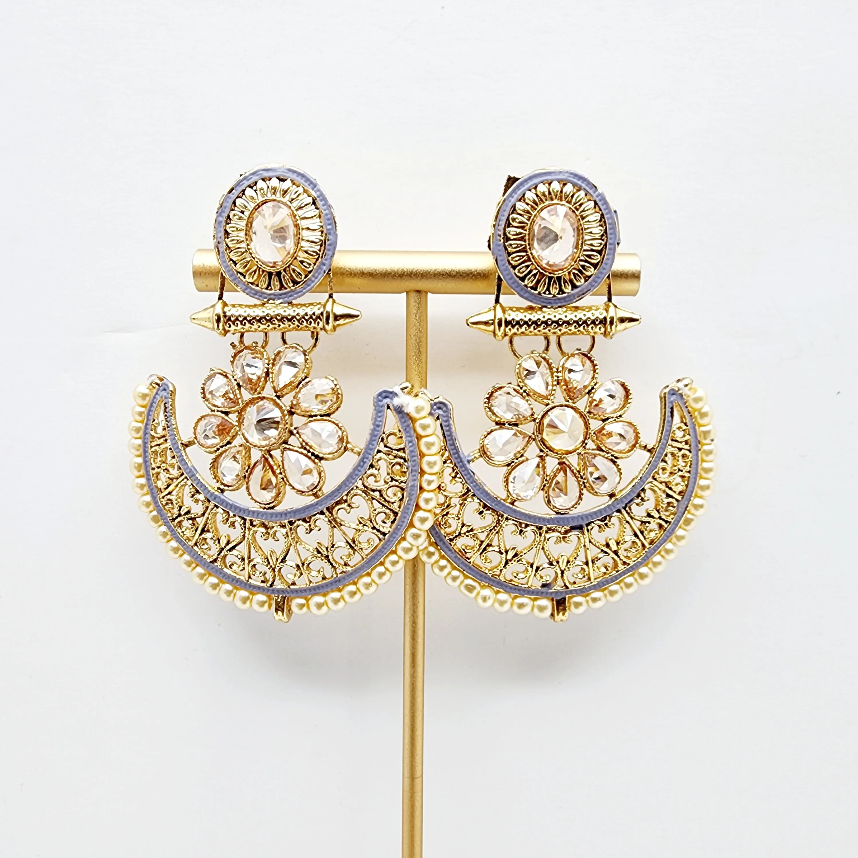 Vashna Earrings